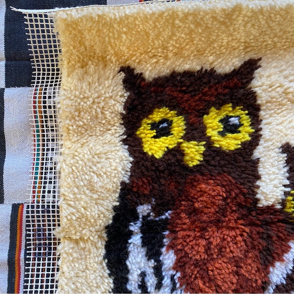 Vintage Latch Hook Owls Wall hanging. Large. Folk art. Textile art. Great shape! - Picture 2 of 6